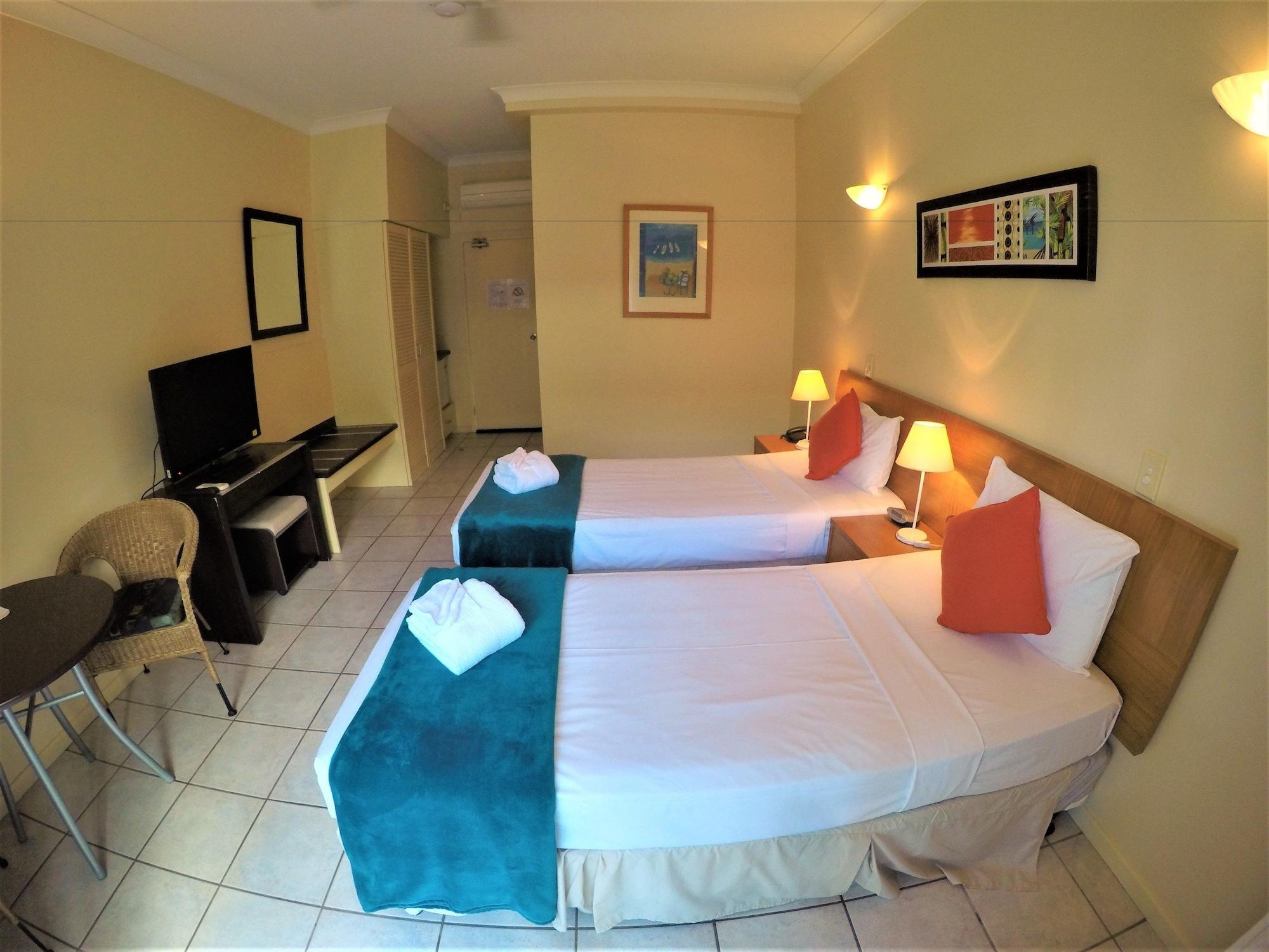 คริสตัล การ์เดน รีสอร์ต แอนด์ เรสเทอรองต์ Hotel แคนส์ ภายนอก รูปภาพ