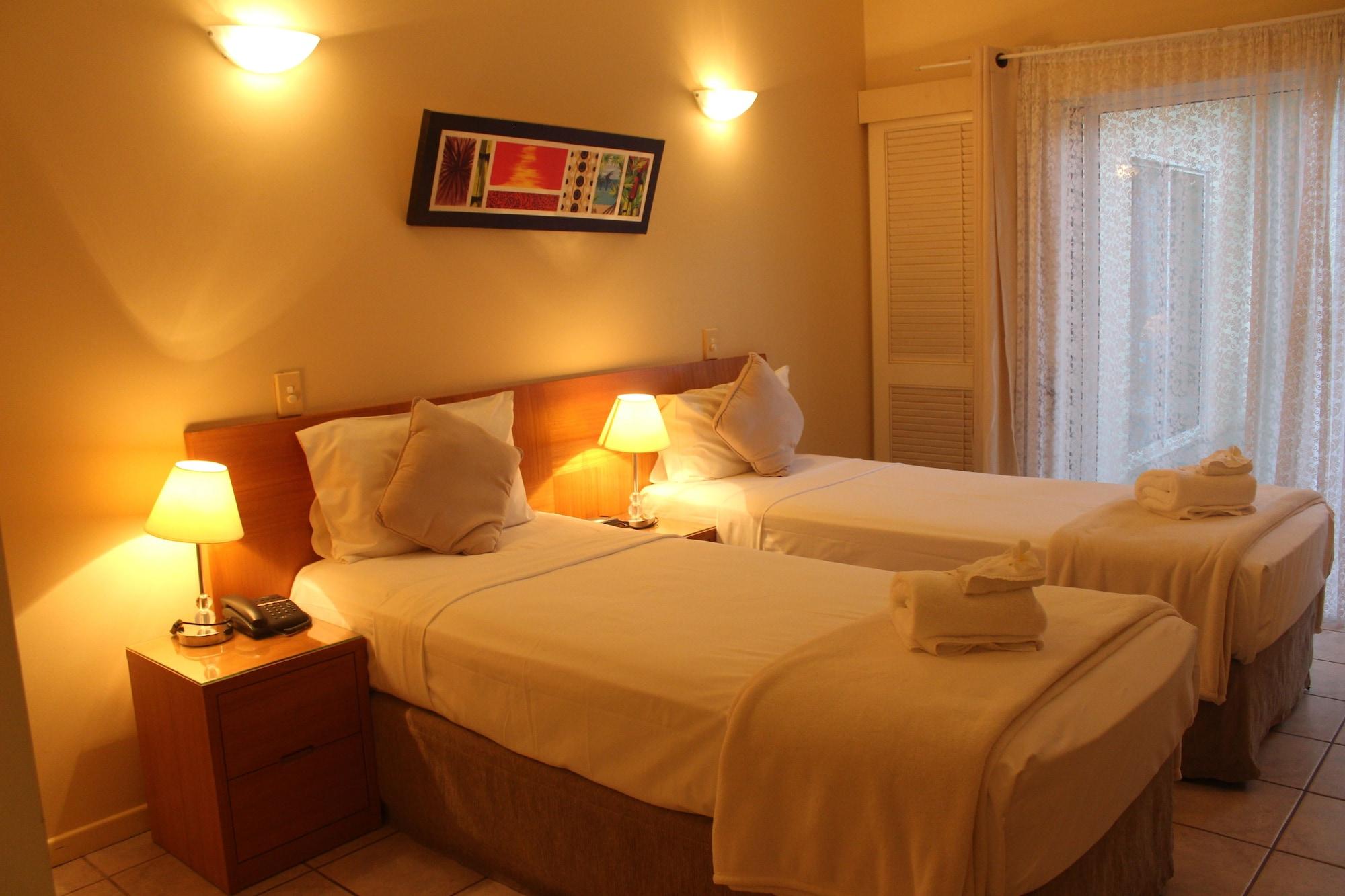 คริสตัล การ์เดน รีสอร์ต แอนด์ เรสเทอรองต์ Hotel แคนส์ ภายนอก รูปภาพ