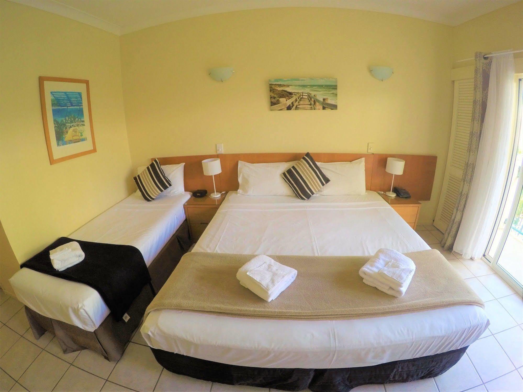 คริสตัล การ์เดน รีสอร์ต แอนด์ เรสเทอรองต์ Hotel แคนส์ ภายนอก รูปภาพ