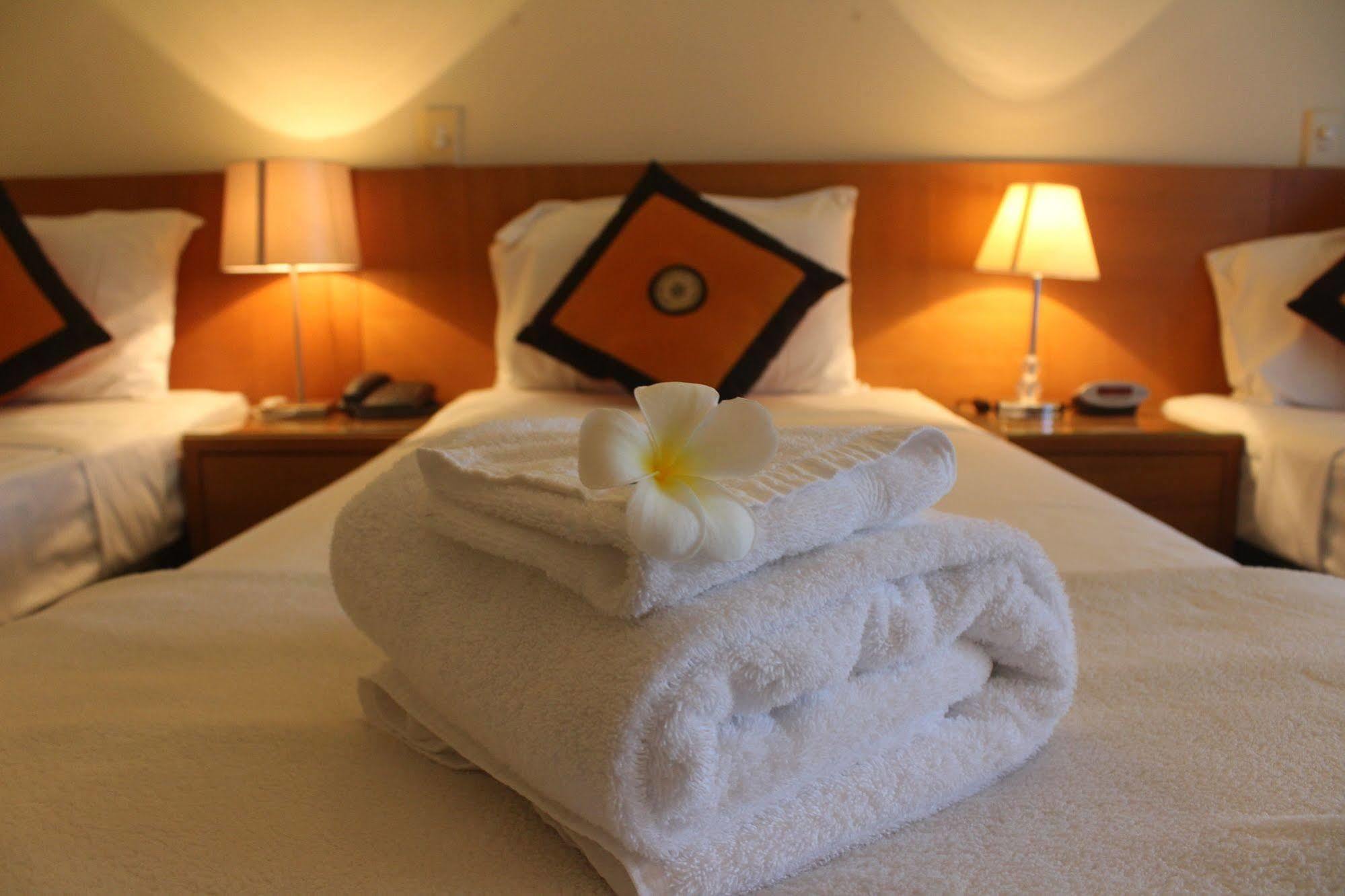 คริสตัล การ์เดน รีสอร์ต แอนด์ เรสเทอรองต์ Hotel แคนส์ ภายนอก รูปภาพ
